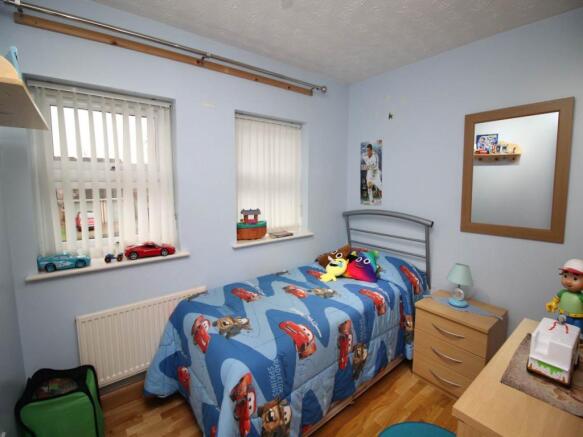 32 Celandine Way, Ev