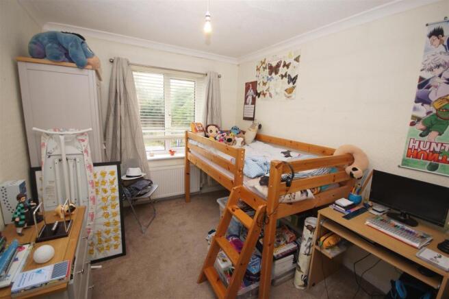 Bedroom 2.JPG