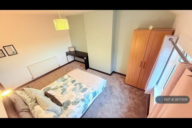 Room 2-1st Floor x Large Double, Single Occupant