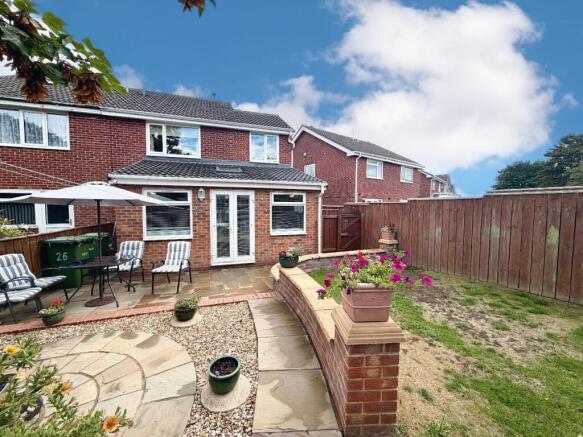3 bed Semi-Detached for sale Image 10