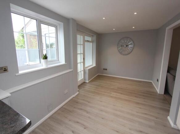 Dining Room (2)