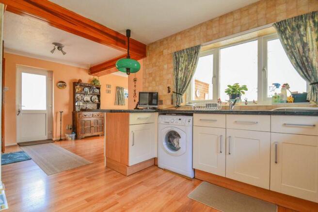 Kitchen dining...
