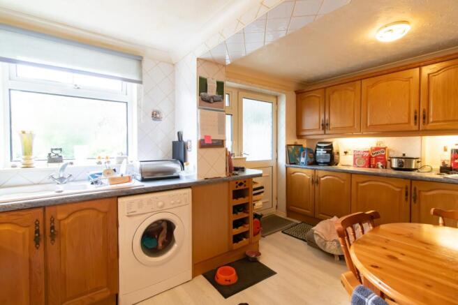 3 bed Semi-Detached for sale Image 5
