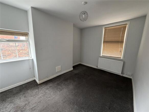 2 bed Apartment for sale Image 4