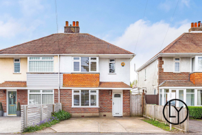 11, Clarendon Road, Christchurch BH23 2AB