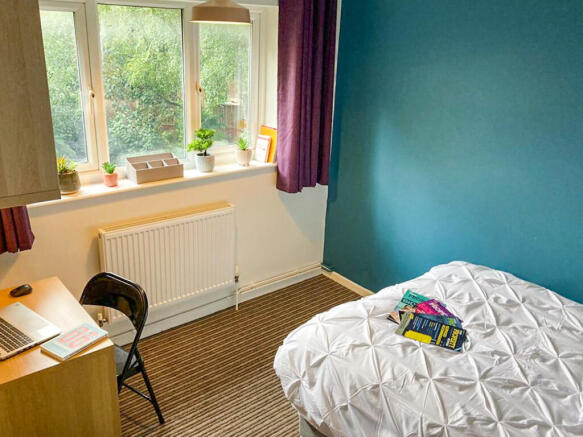 UFM Bedroom
