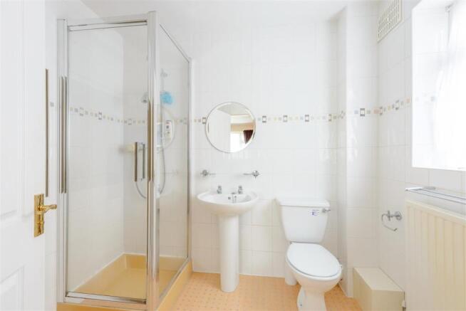 8429480-interior15.jpg