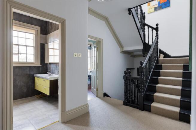 1st Floor Landing