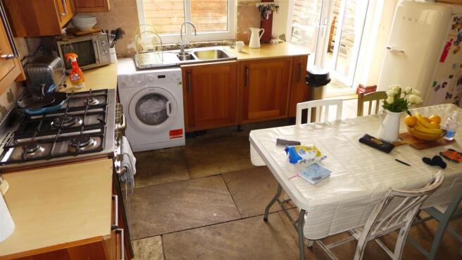 Fitted Kitchen