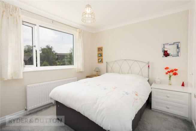 2 bed Bungalow for sale Image 5