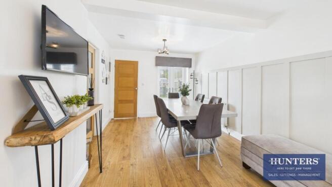Kitchen /Dining room