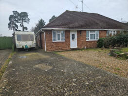 62, Roslyn Road, Woodley RG5 3HS