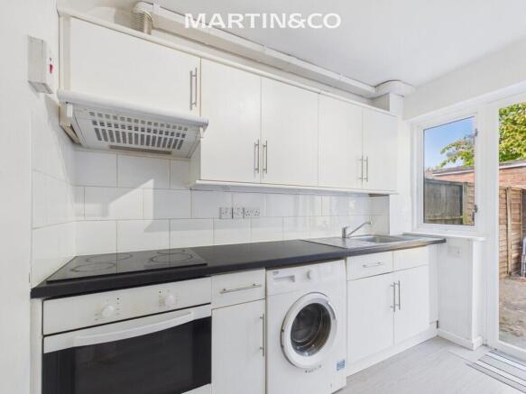 KITCHEN 2