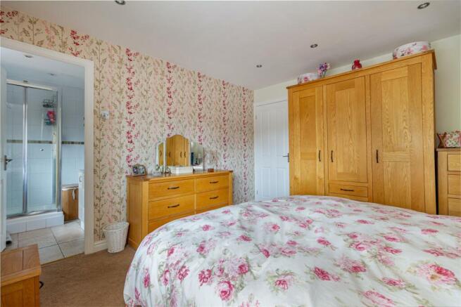 Bedroom-1-3.jpg