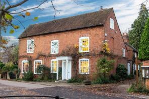 8, The Square, Redditch B96 6HR