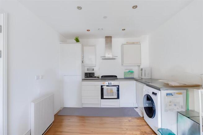 Facelab 2025-04-22 04-10-36.jpeg