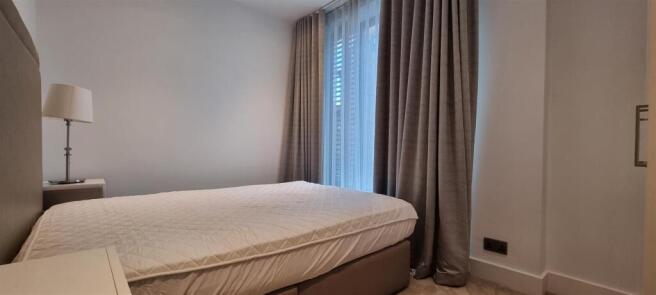 2 bed Apartment to rent Image 6