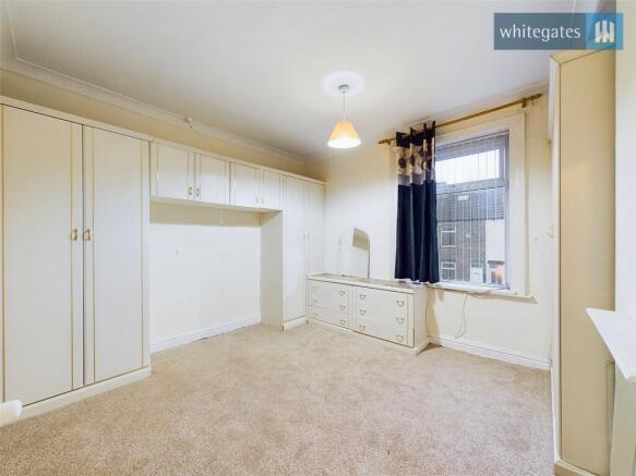 3 bed Terraced to rent Image 6