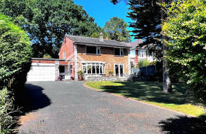 107, Queens Park Avenue, Bournemouth BH8 9HA