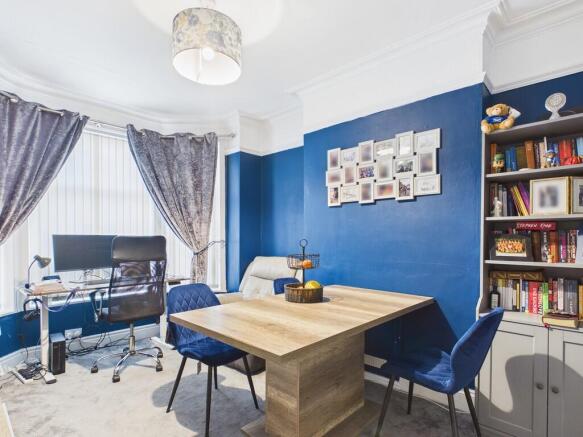 CAM03582G0-PR0175...