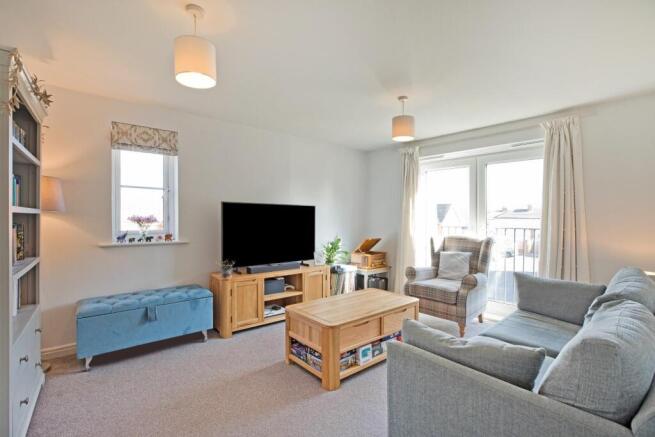 2 bed Apartment for sale Image 4