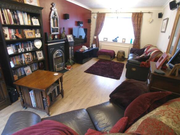 SITTING ROOM