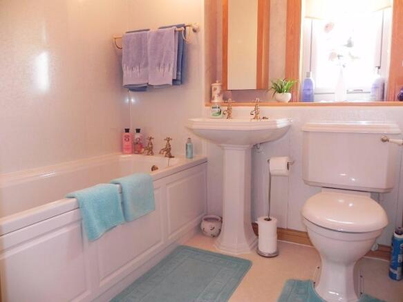 Photo 10