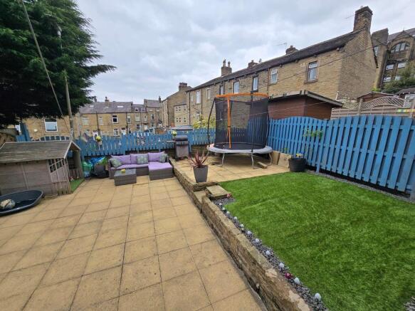 3 bed Terraced for sale Image 11