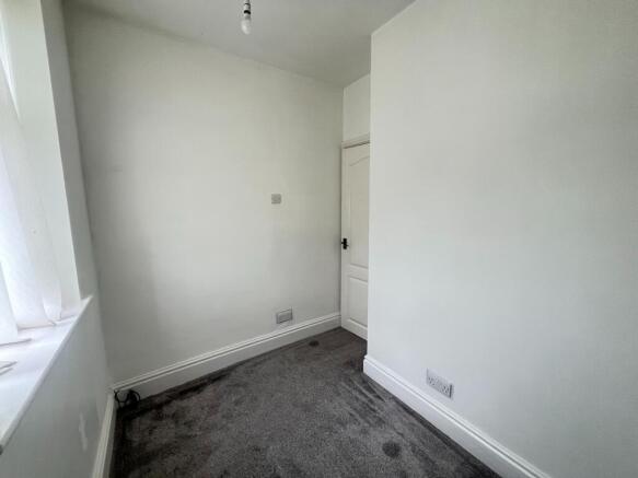 3 bed Terraced to rent Image 11