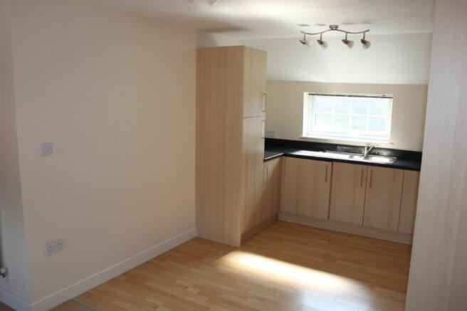 OPEN-PLAN LIVING DINING KITCHEN