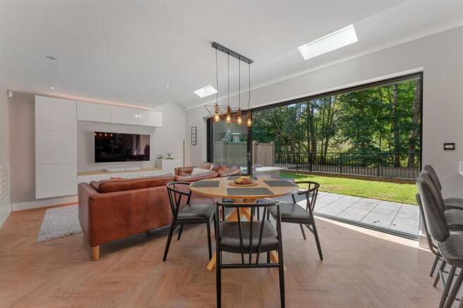 Pitfield Way, Nether Alderley, SK10 photo 4