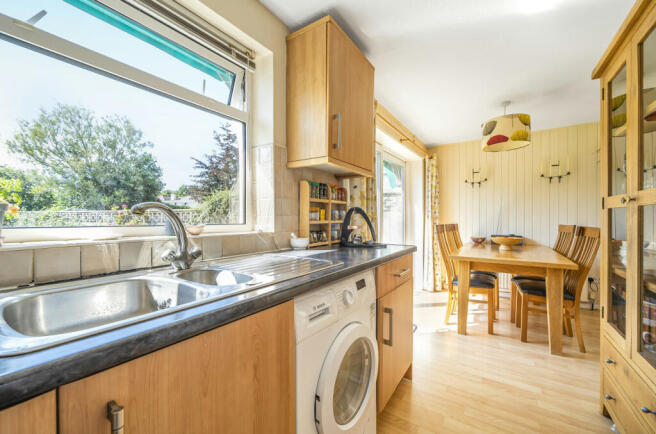 Kitchen > Diner