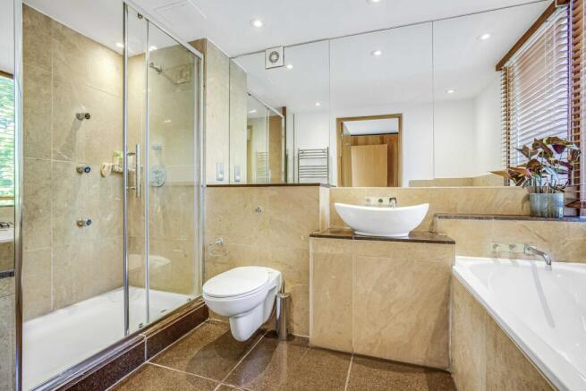 En Suite Bathroom