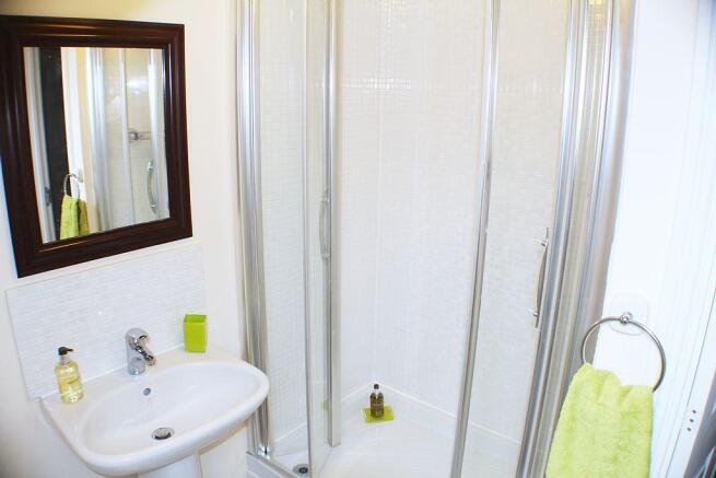 En suite Double Shower Room