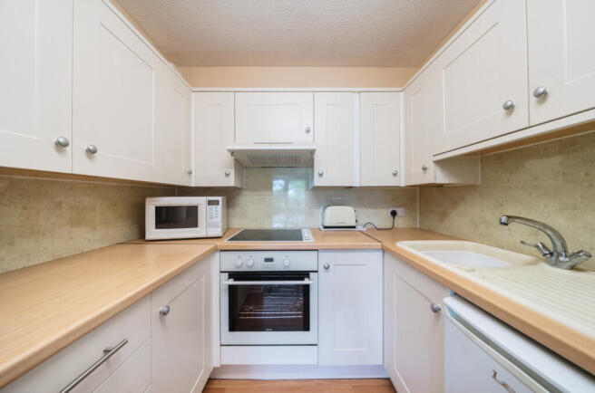 1316292-22-685d3c...