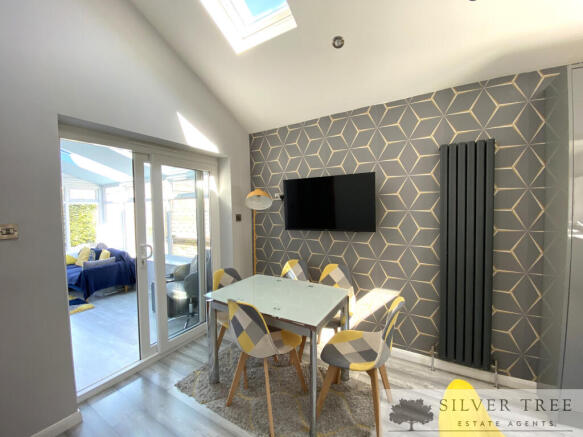 3 bed Semi-Detached for sale Image 5