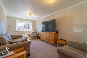 39, Stone Hill Drive, Blackburn BB1 5TR