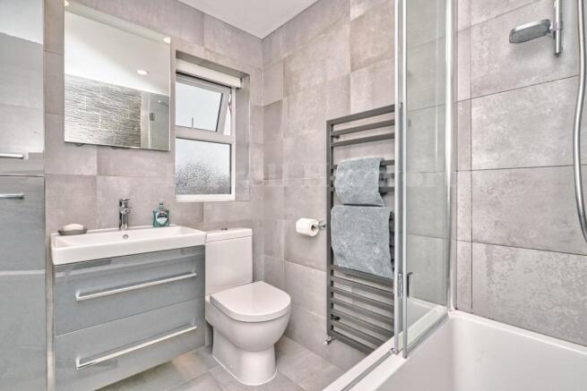 Bathroom view 3