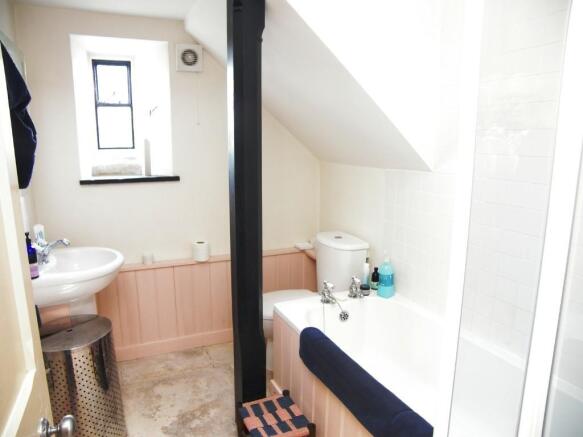 Photo 12