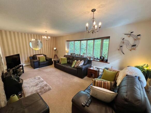 Bramleys estate agents - Butternab Road - Beaumont