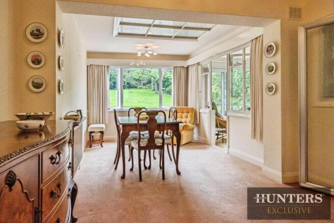 4 bed Detached for sale Image 7