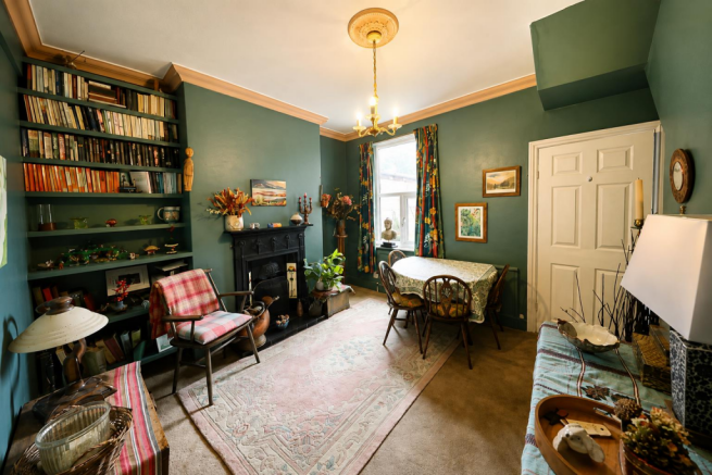 3 bed Terraced for sale Image 9