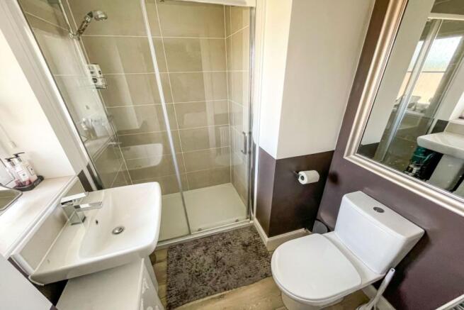 Master En-suite