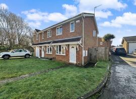2, Berry Close, Peacehaven BN10 7DW