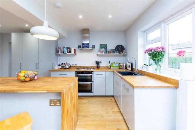 75 Willbury Hills Road (15 of 25).jpg
