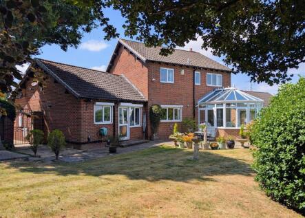 Oakbank, Gloucester