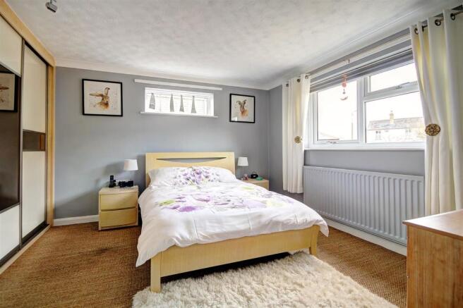 Bedroom 1.jpg