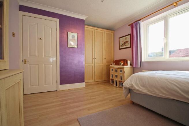 14 Crofters Drive, COTTINGHAM (49)_lzn.jpg