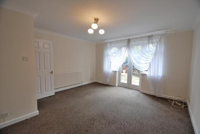 Living/Dining - Alternative View