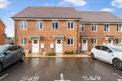 Bailey Close, Picket Piece, SP11